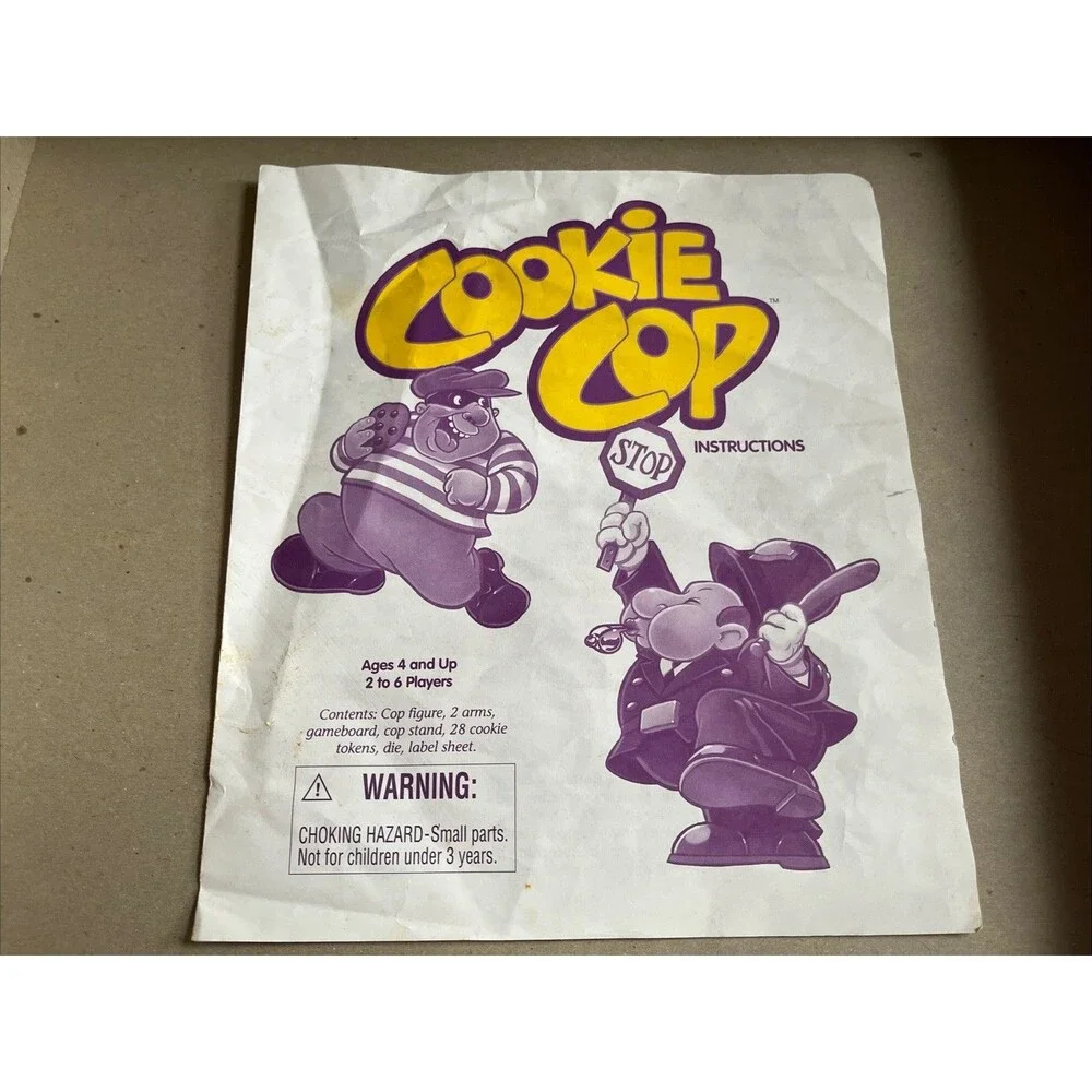 Milton Bradley Cookie Cop Game 1997 Electronic Talking Officer USED NOT WORKING